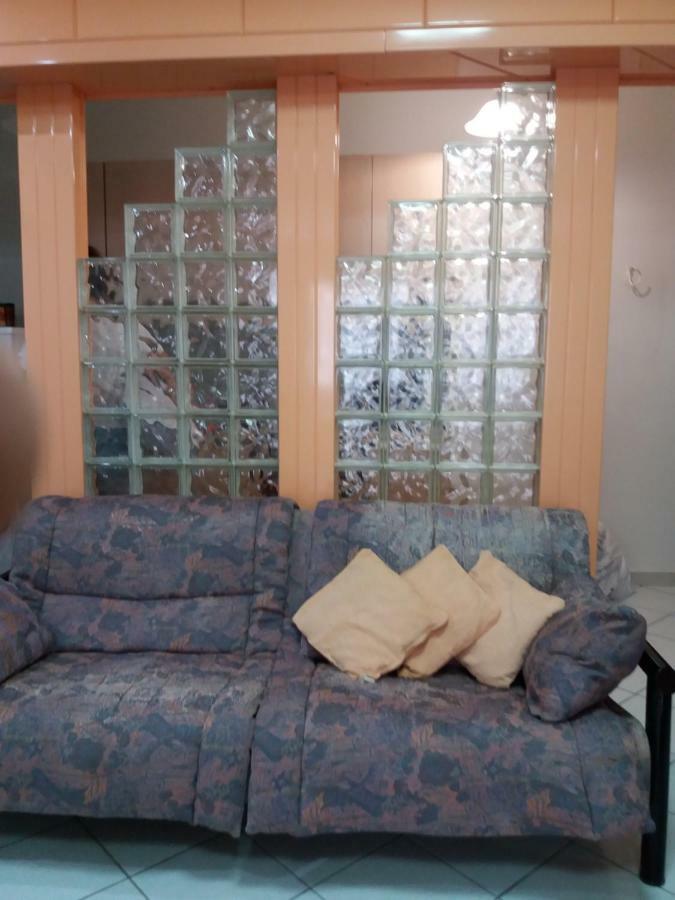 Christine'S Downtown Suites カヴァラ エクステリア 写真